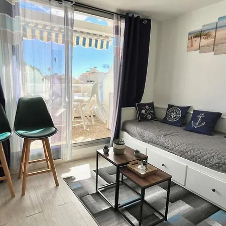 Daire Climatise, Terrasse - 4 Pers. - Fr-1-874-85 Le Grau-du-Roi